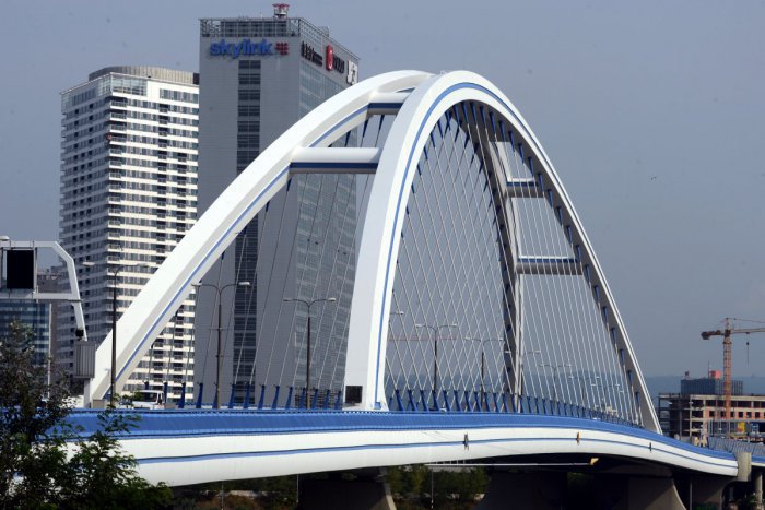 Ilustračný obrázok k článku Zomrel Miroslav Maťaščík, autor projektu Mosta Apollo