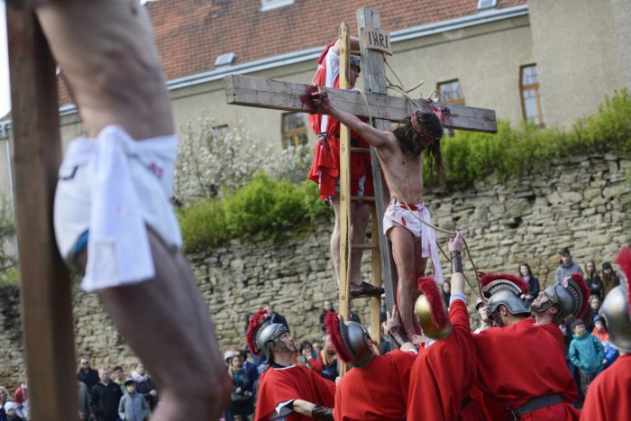 Ilustračný obrázok k článku RANNÁ ŠTVORKA: Oslavujeme Veľký piatok, teploty do 13 stupňov