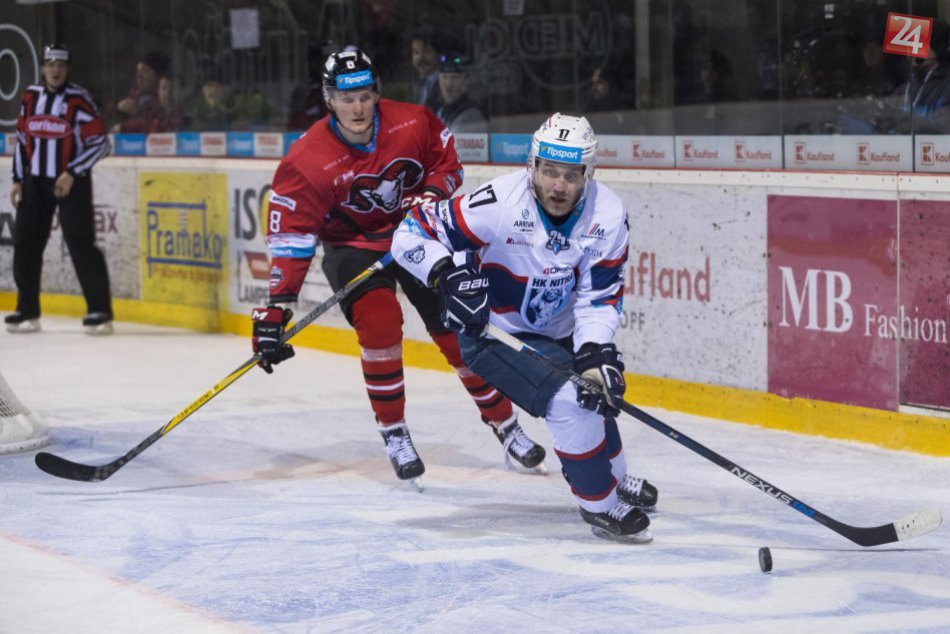 Ilustračný obrázok k článku Nitra má nôž na krku: S Banskou Bystricou prehrala aj tretí zápas