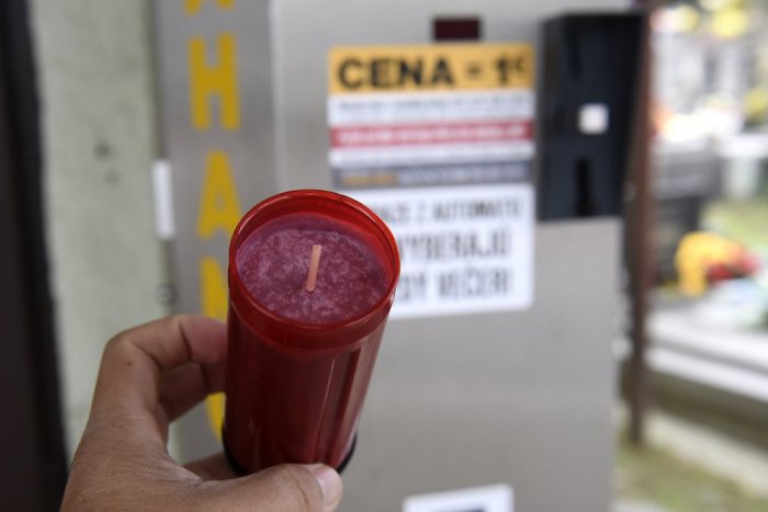 Ilustračný obrázok k článku Zaujímavosti zo Svitu: Automat na predaj sviečok a oprava hasičskej zbrojnice