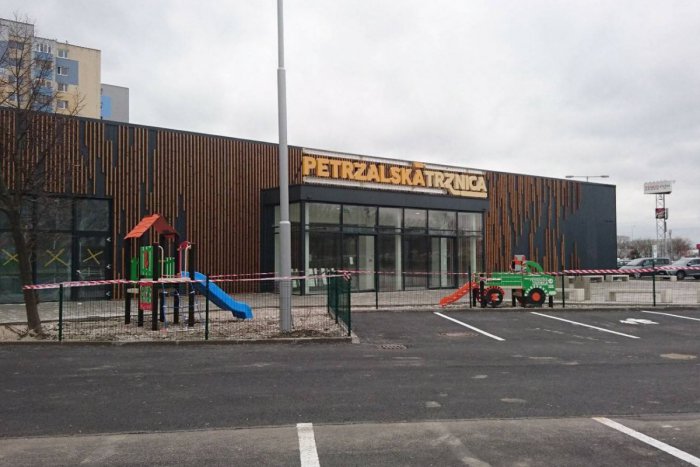 Ilustračný obrázok k článku Petržalská tržnica: Ponúkne moderný supermarket, množstvo prevádzok aj detský kútik