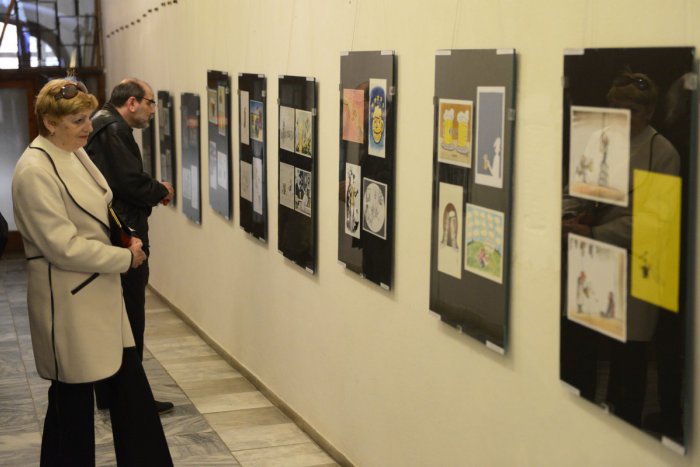 Ilustračný obrázok k článku Trvá 24 rokov, termín 1. apríla ešte nikdy neprekladali: Zlatý súdok má víťazov