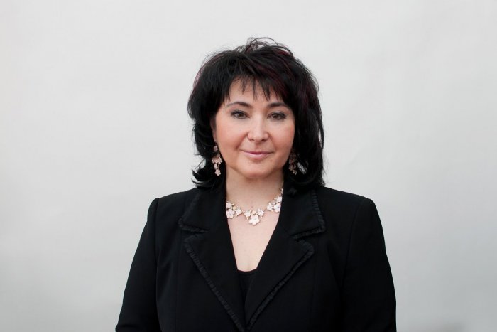 Ilustračný obrázok k článku Ocenená riaditeľka školy Mária Hančinská z Trenčína: Dnes veľa rodičov nemá čas na svoje deti