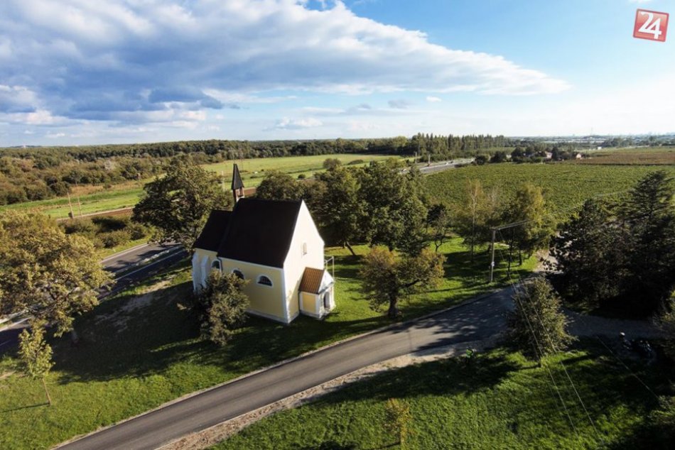 Ilustračný obrázok k článku Výstavba obchvatu D4R7 zmení viacero cyklotrás. Kade povedú po novom? + MAPA