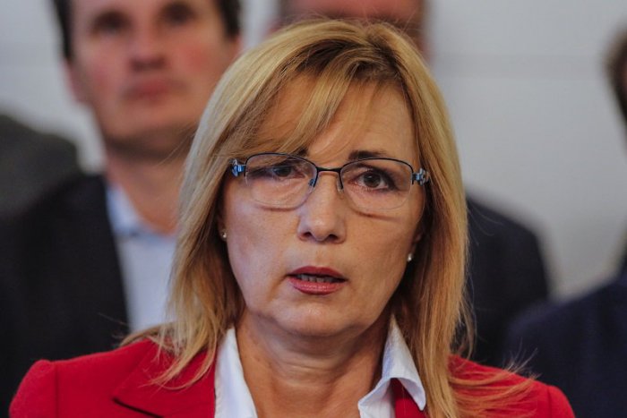 Ilustračný obrázok k článku D. Čahojová sa bude znovu uchádzať o mandát starostky. Na primátorku kandidovať nebude