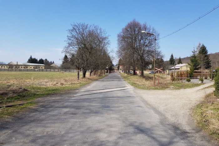 Ilustračný obrázok k článku Mikulášska radnica odkúpila železničnú vlečku: Aké má s ňou plány?