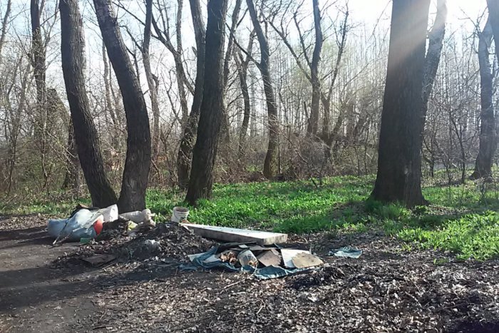 Ilustračný obrázok k článku Jarné upratovanie je tu: Pozrite si termíny vývozu