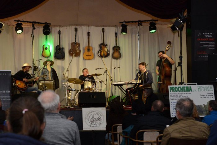 Ilustračný obrázok k článku Blues & Folk Festival ponúkne hudobné legendy a pomôže hendikepovaným