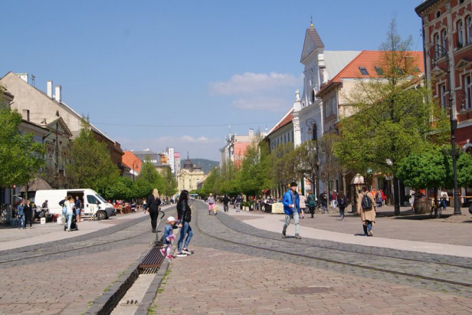 Ilustračný obrázok k článku TOP 10 faktov o Hlavnej ulici: Košičania, tieto info by ste mali vedieť