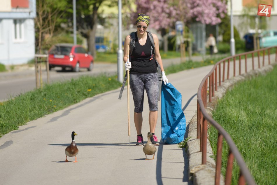 Ilustračný obrázok k článku Ľudia zo 150 krajín budú upratovať svoje okolie: Pridajú sa aj Slováci