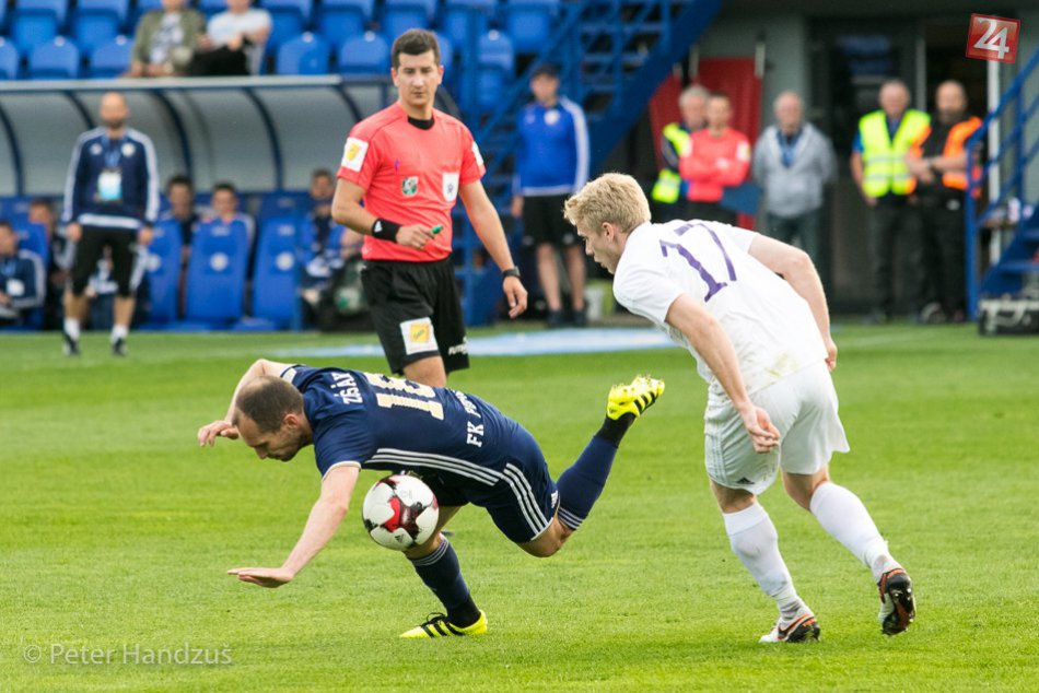 Ilustračný obrázok k článku Futbalisti budú bojovať až do konca: Vo futbale je všetko možné!