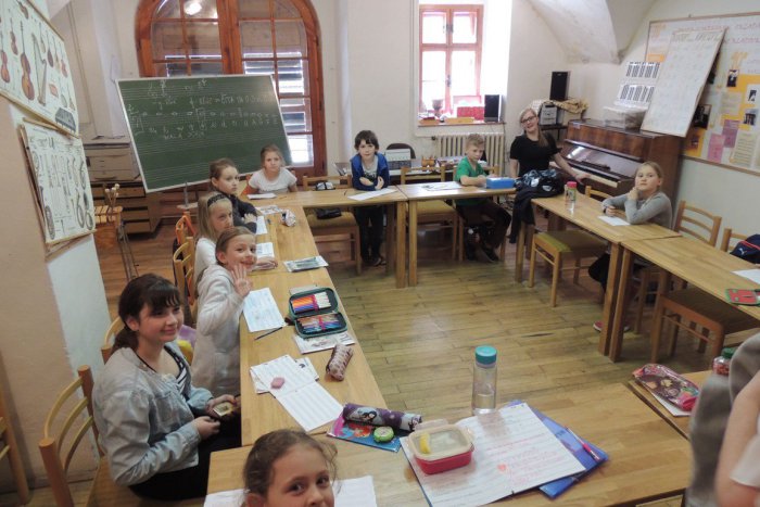 Ilustračný obrázok k článku Štiavnická ZUŠ oslavuje: Za 60 rokov vychovala aj zvučné mená