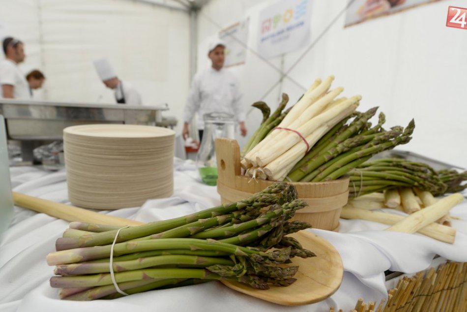 Ilustračný obrázok k článku Radíme: Sezóna špargle sa začala! Na čo si pri nákupe treba dať pozor?