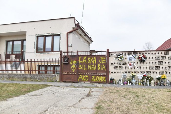 Ilustračný obrázok k článku V TTSK sa jednomyseľne zhodli: Podporia zriadenie múzea v dome Kuciaka a Kušnírovej