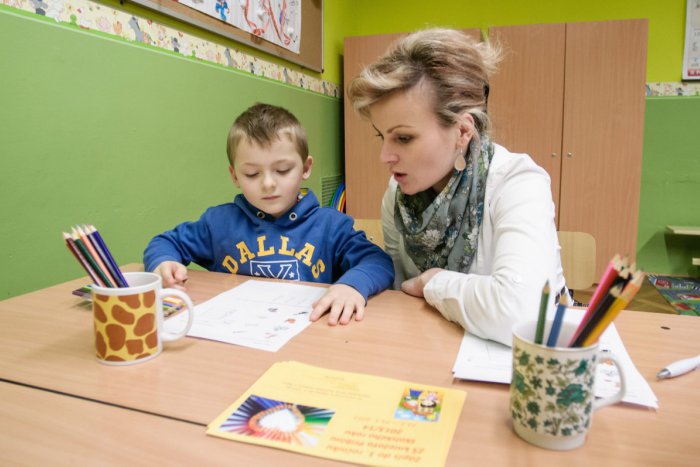 Ilustračný obrázok k článku Nezabudnite! Aktuálne prebiehajú zápisy do základných škôl, ideálne elektronickou formou