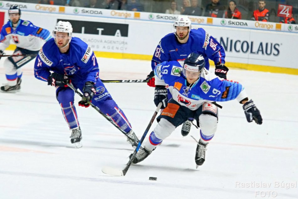 Ilustračný obrázok k článku Nominácia Slovenska na MS v Dánsku: Títo hokejisti zabojujú s dvojkrížom na hrudi