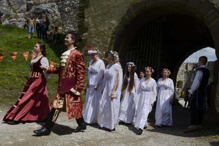 Ilustračný obrázok k článku Slávnostné otvorenie letnej sezóny: Toto vás čaká už o pár dní na Spišskom hrade