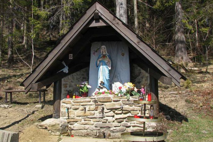 Ilustračný obrázok k článku Pútnikov odvezie z Turzovky mimoriadny vlak: Dostanú sa do Čadce i do Žiliny