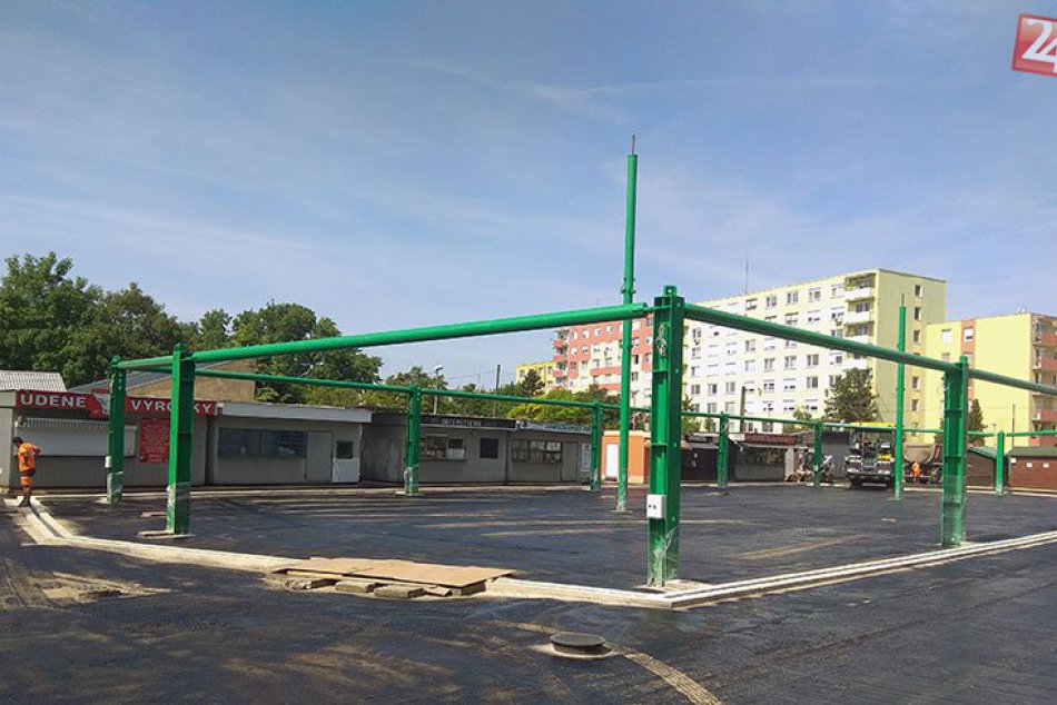 Ilustračný obrázok k článku Termín kolaudácie tržnice je už známy: Novozámčania by sa mali dočkať čoskoro