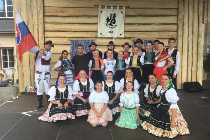 Ilustračný obrázok k článku V Košiciach funguje už desiatky rokov: Predstavujeme vám folklórny súbor Jahodná