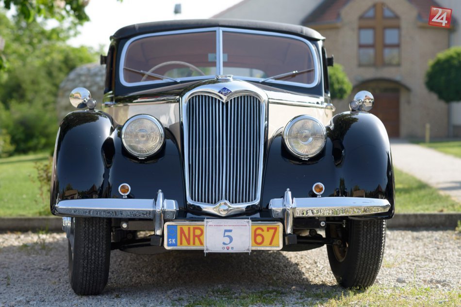 Ilustračný obrázok k článku Veterány mieria do Nitry: Retro tátošom bude patriť pešia zóna