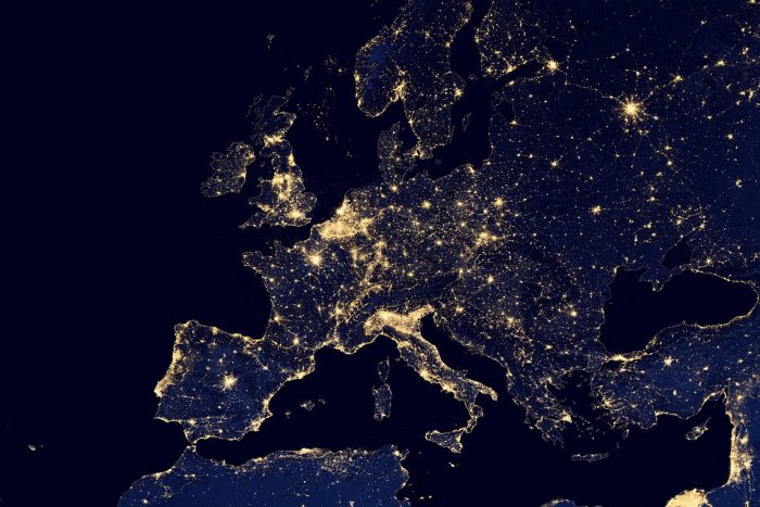 Ilustračný obrázok k článku RANNÁ ŠTVORKA: Pripomíname si Deň Európy, teploty do 26 °C