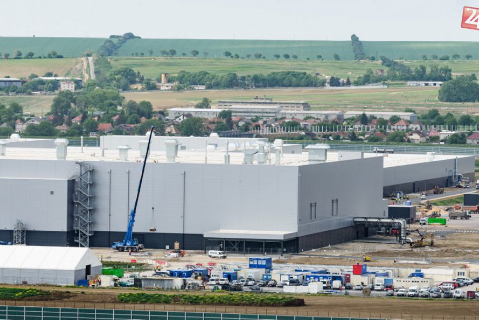 Ilustračný obrázok k článku Jaguar zaplatí za rok do mestskej kasy Nitry vyše pol milióna eur na daniach