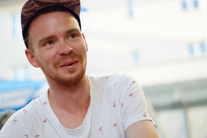 Ilustračný obrázok k článku Grafický dizajnér Filip (27) z Trenčína: Z podchodu na Hasičskej som znechutený!