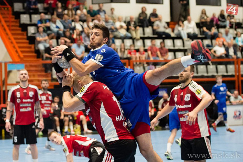 Ilustračný obrázok k článku Bronzový mečbal pre Považskobystričanov: Premeniť ho chcú s fanúšikmi! FOTO