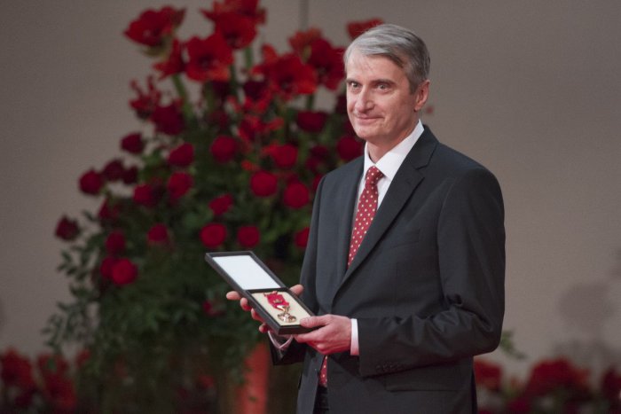 Ilustračný obrázok k článku Ďalší záujemca o palác: Kandidovať na prezidenta bude vedec Robert Mistrík