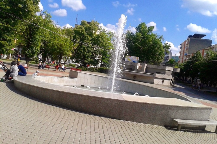 Ilustračný obrázok k článku Kultúrne leto: Pozrite si prehľad podujatí, ktoré sa uskutočnia pri Fontáne lásky