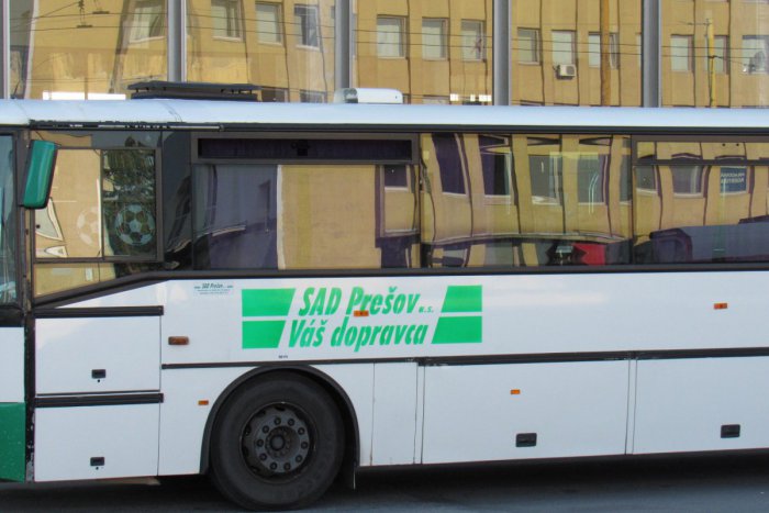 Ilustračný obrázok k článku V prvý školský deň odvezú autobusy žiakov úplne zadarmo!