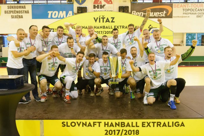 Ilustračný obrázok k článku Majstri Slovenska už po 14-krát: Prešovskí hádzanári oslavujú rekordný titul