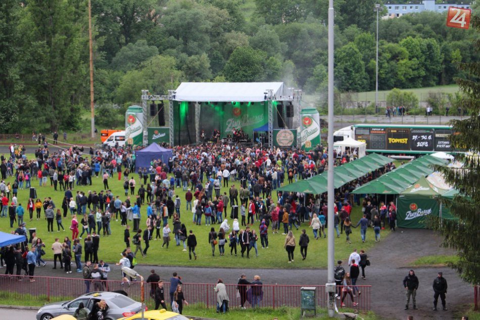 Ilustračný obrázok k článku Majáles v Bystrici tento rok nebude. Obľúbenú akciu zrušili pre nepriaznivé počasie