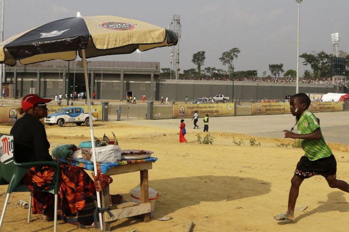 Ilustračný obrázok k článku Zaujímavá novinka v Tribečskom múzeu: Veterinár Jeřábek spomína na Zambiu