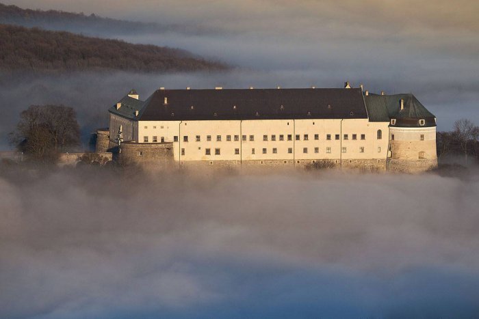 Ilustračný obrázok k článku Jedinečný zážitok: Na hrade Červený Kameň ožije Príbeh o mŕtvej neveste