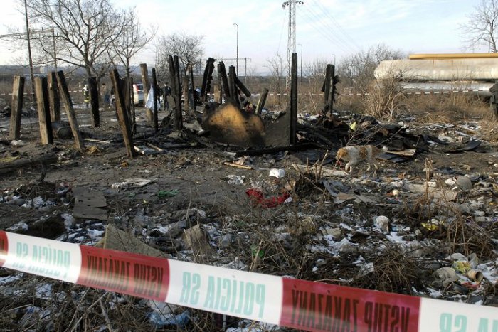 Ilustračný obrázok k článku V Pohorelej zabíjali plamene, rodiny prišli o skromné príbytky