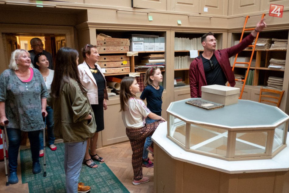 Ilustračný obrázok k článku Prehliadky zákutí kaštieľa aj ohňostroj: Pozrite si noc múzeí v Betliari na FOTKÁCH