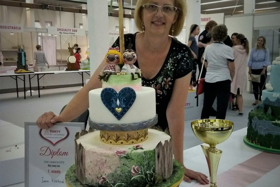 Ilustračný obrázok k článku FOTO: Iveta zo Smižian vyrobila naozaj nádhernú tortu. A takýto úspech s ňou zožala!