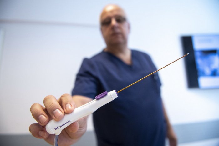 Ilustračný obrázok k článku Lekári prvýkrát použili unikátnu metódu: Mladému pacientovi vyliečili nádor