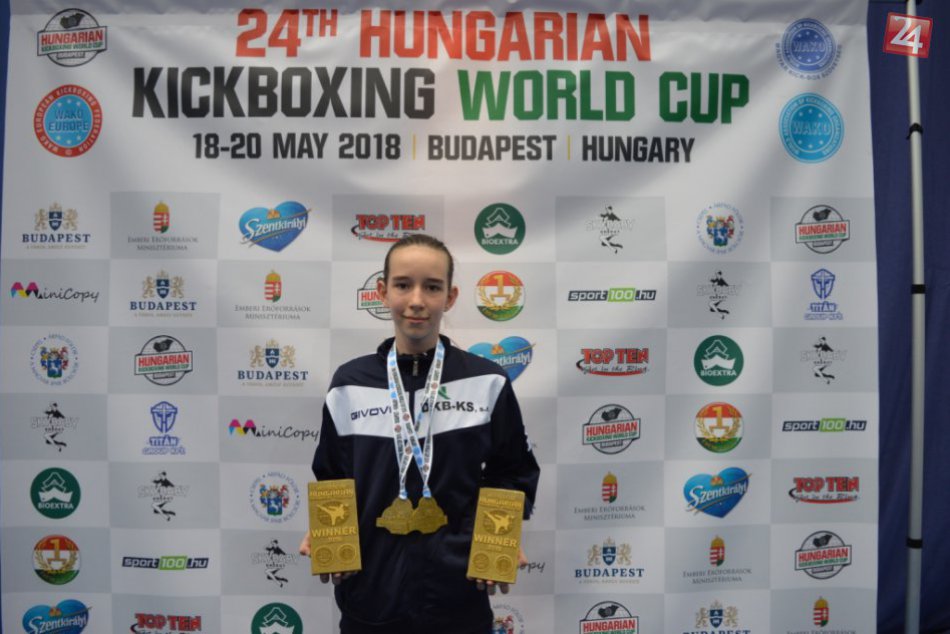 Ilustračný obrázok k článku Michalovská kickboxerka Emma Sabadošová: Takto krásne prekvapila všetkých!