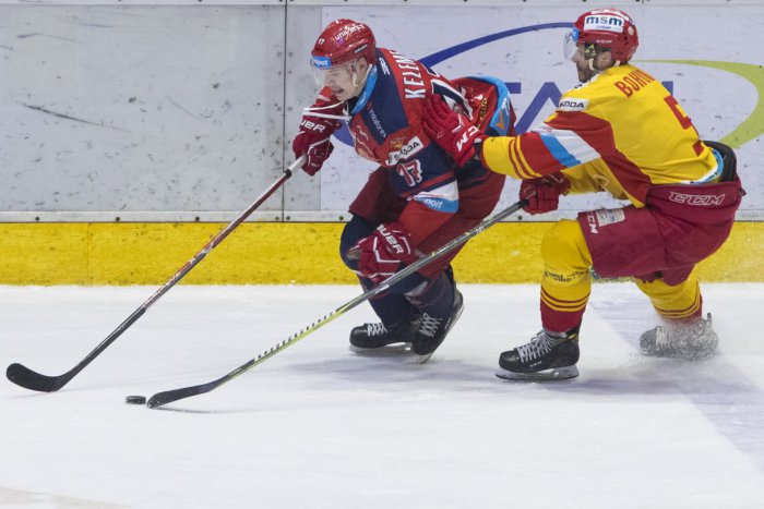 Ilustračný obrázok k článku HKM Zvolen si na novú sezónu zaviazal mladých útočníkov. Zostávajú Marcinek aj Kelemen