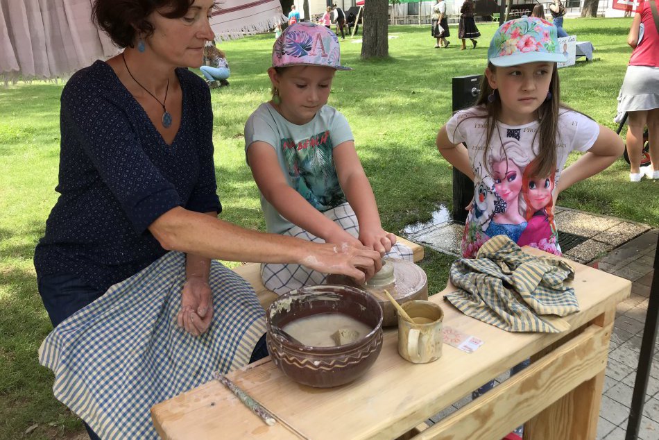 Ilustračný obrázok k článku V areáli Kulturparku sa konal Folklórny festival regiónov, FOTO