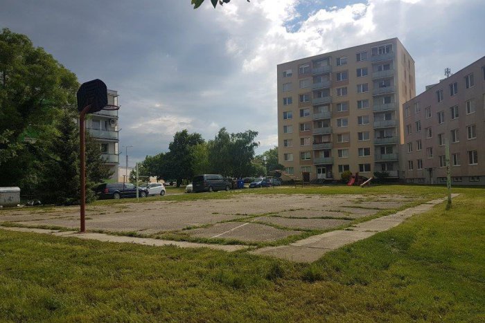 Ilustračný obrázok k článku Deťom vyčaria úsmev na tvári: Na Ul. 8. mája vyrastie nové multiihrisko, FOTO