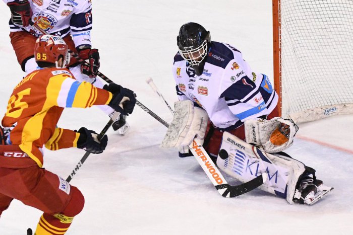 Ilustračný obrázok k článku Brankár MacIntyre vo Zvolene končí. Obranca Drgoň zostáva