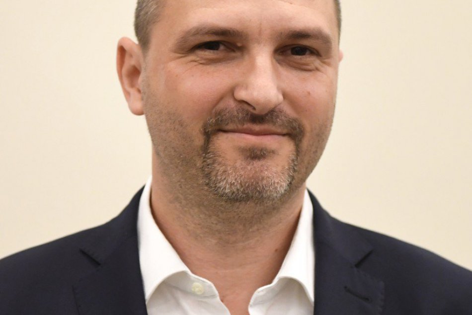 Ilustračný obrázok k článku Košice spoznali ďalšieho kandidáta na primátora: O post zabojuje aj tento muž!