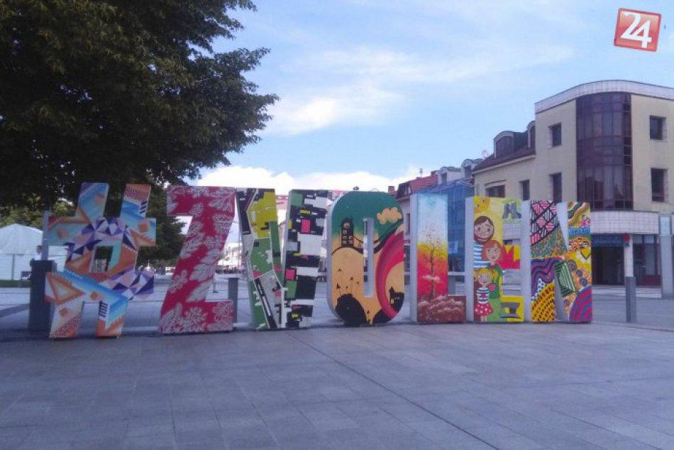 Ilustračný obrázok k článku Poznáme názor Zvolenčanov. Čo si myslia o veľkorozmernom názve mesta?