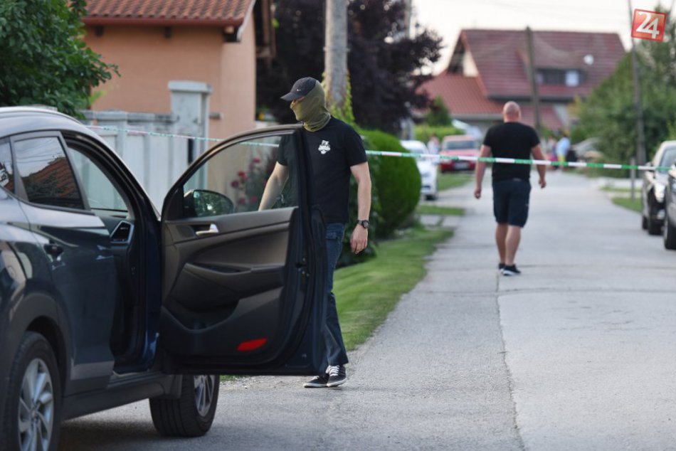 Ilustračný obrázok k článku FOTO: Polícia v dome Jána Kuciaka, prebiehať tam mala rekonštrukcia vraždy
