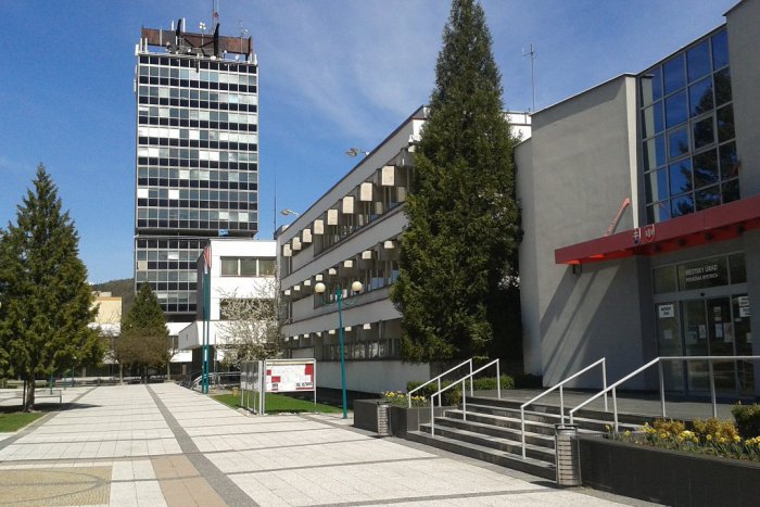 Ilustračný obrázok k článku Rozdeľovali sa dotácie pre organizácie v Považskej: Pozrite, komu koľko kvaplo