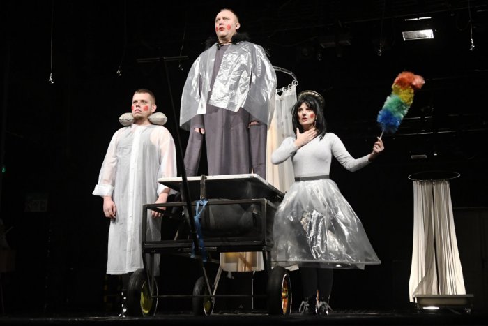 Ilustračný obrázok k článku V okolí opatrnejšie: Budovu Divadla Alexandra Duchnoviča začali rekonštruovať